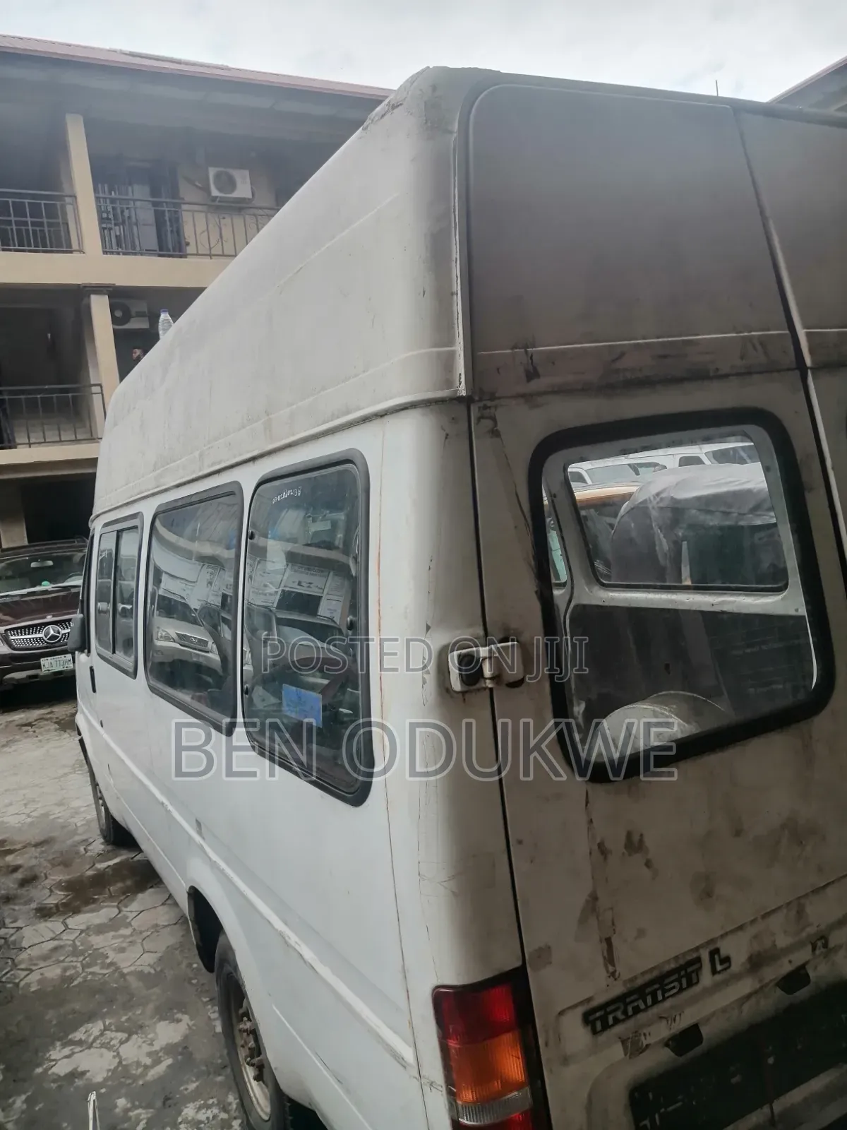 Ford Transit 2000 White