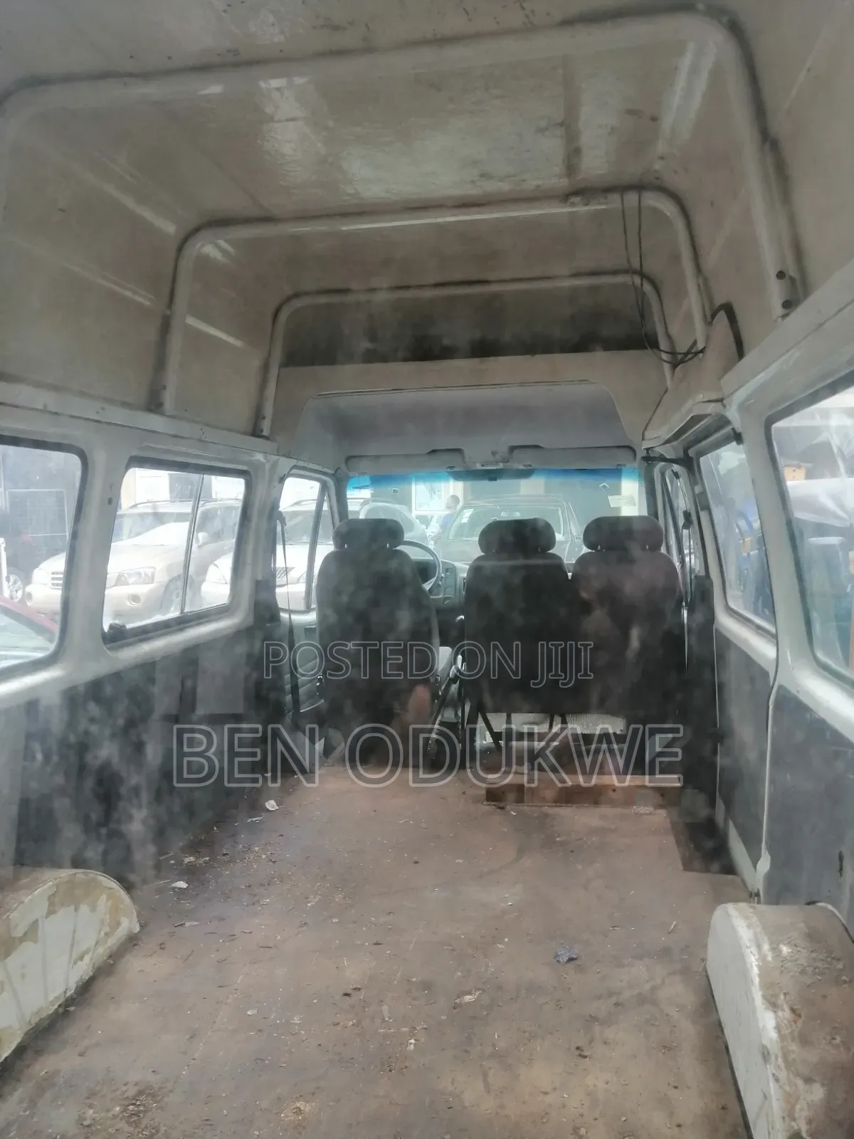 Ford Transit 2000 White
