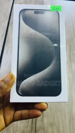 New Apple iPhone 15 Pro Max 256 GB Black