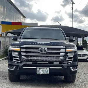 Toyota Land Cruiser 2013 Black