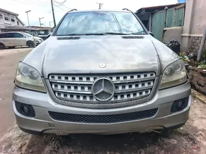 Mercedes-Benz M Class 2006 Gray