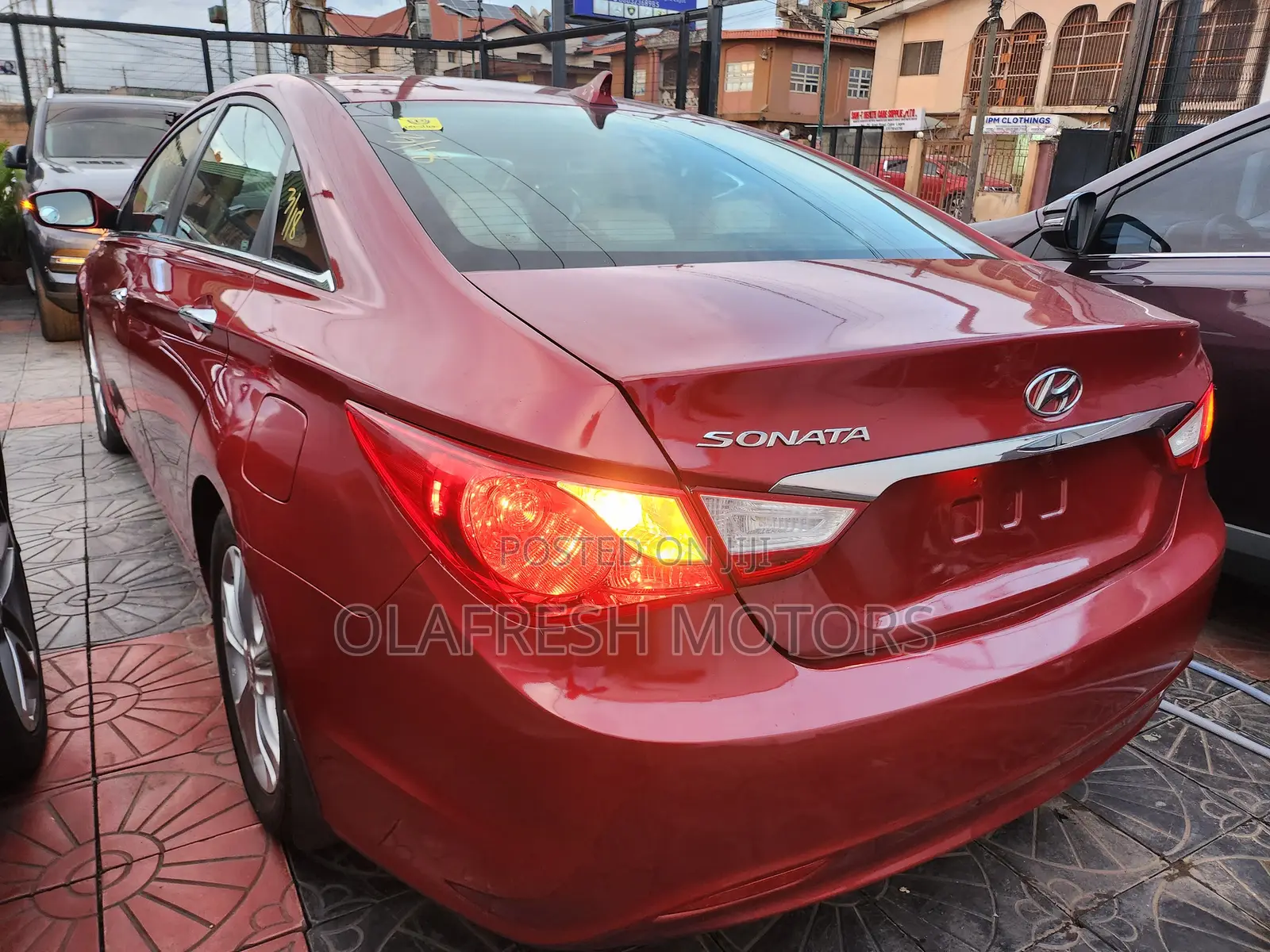 Hyundai Sonata 2012 Red