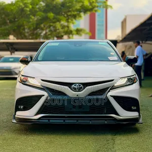 Toyota Camry 2021 White