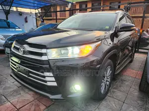 Toyota Highlander 2017 Black
