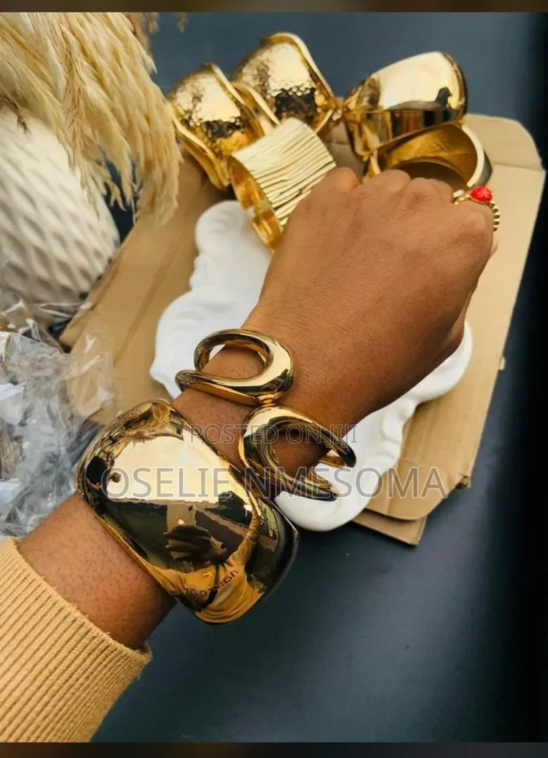 Chunky Bangles