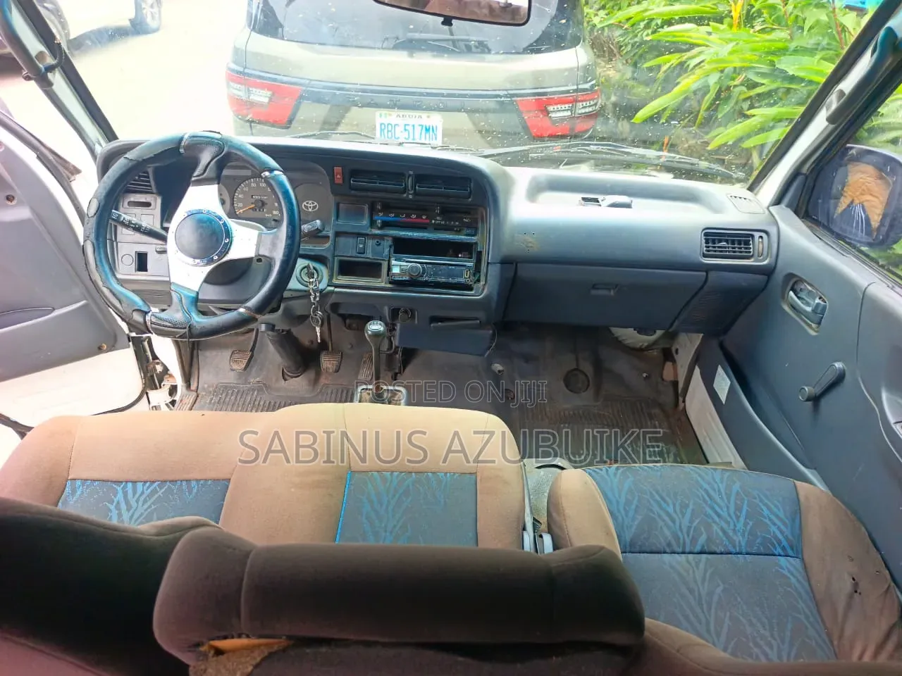 Toyota HiAce 2002 White