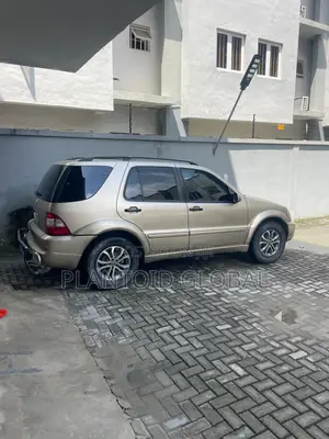 Mercedes-Benz M Class 2005 Gold