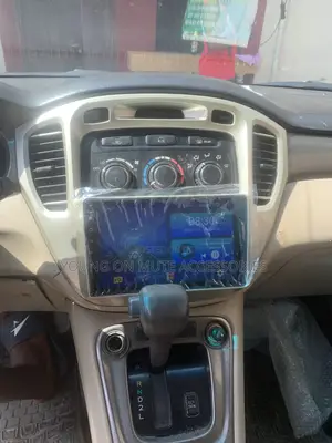 2002-2007 Toyota Highlander Android Navigation + Reverse Camera