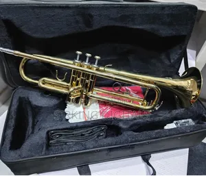 Yamaha Gold Trumpet With Complete Accessories