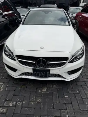 Mercedes-Benz C43 4Matic Sedan AWD (3.0L V6 9AM) 2017 White