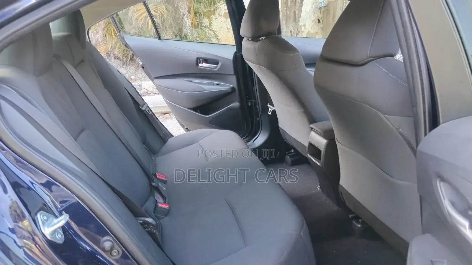 Toyota Corolla LE 2021 Blue