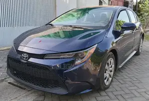 Toyota Corolla LE 2021 Blue