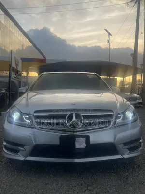 Mercedes-Benz C300 2013 Silver