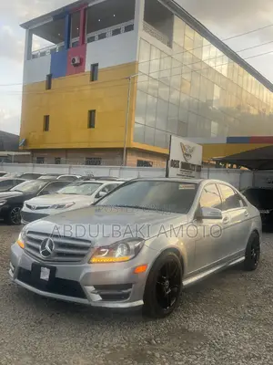 Mercedes-Benz C300 2013 Silver