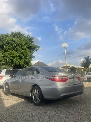 Toyota Camry 2017 Silver