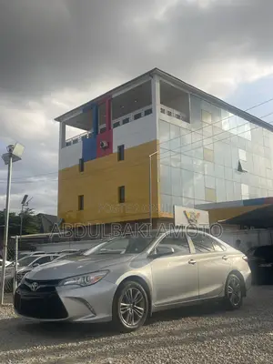 Toyota Camry 2017 Silver