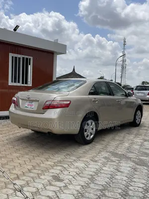 Toyota Camry 2008 Gold