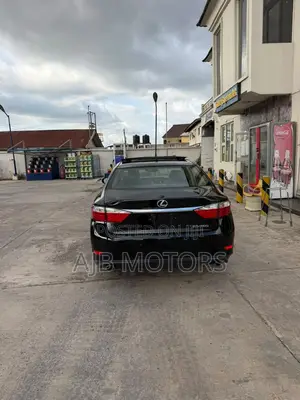 Lexus ES 350 FWD 2013 Black