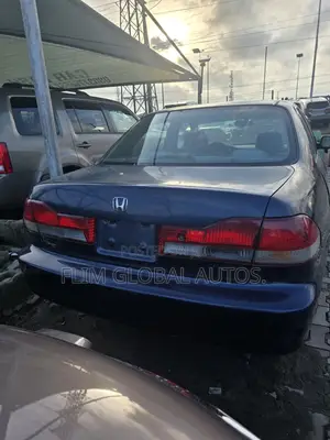 Honda Accord 2000 Blue