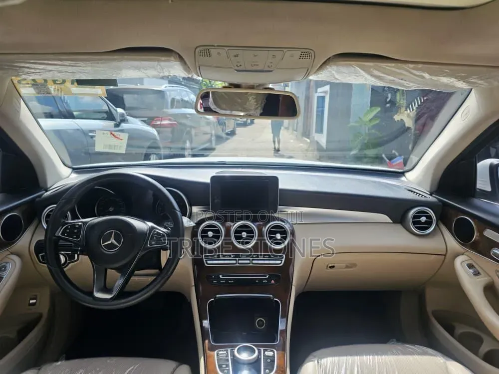 Mercedes-Benz GLC-Class 2018 White