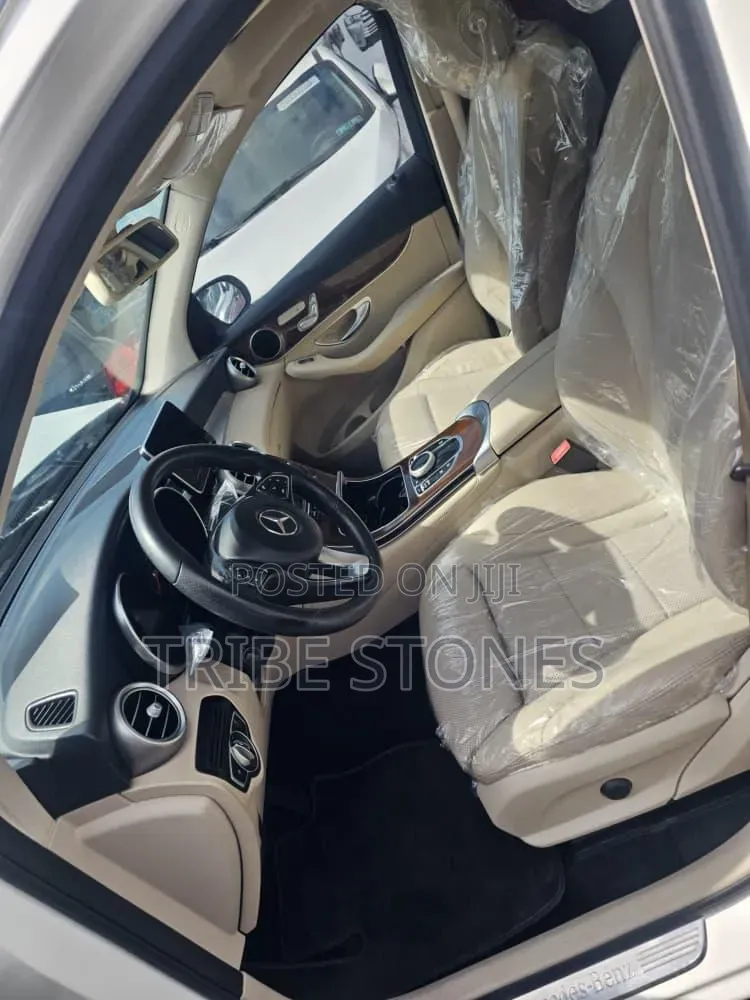 Mercedes-Benz GLC-Class 2018 White