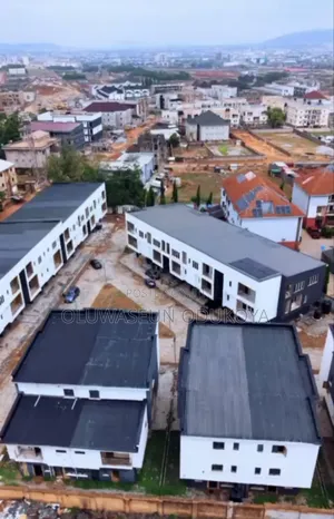3bdrm Apartment in Villas De Paradise, Katampe (Main) for sale