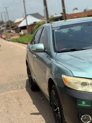 Toyota Camry 2010 Green