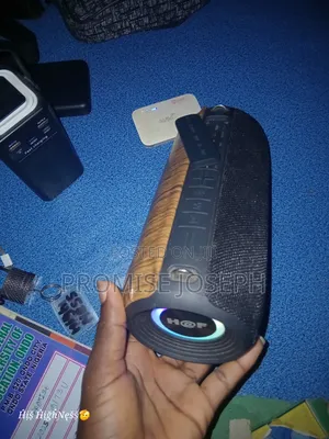 H at F Bluetooth Speaker.