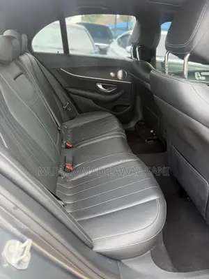 Mercedes-Benz E300 2018 Black