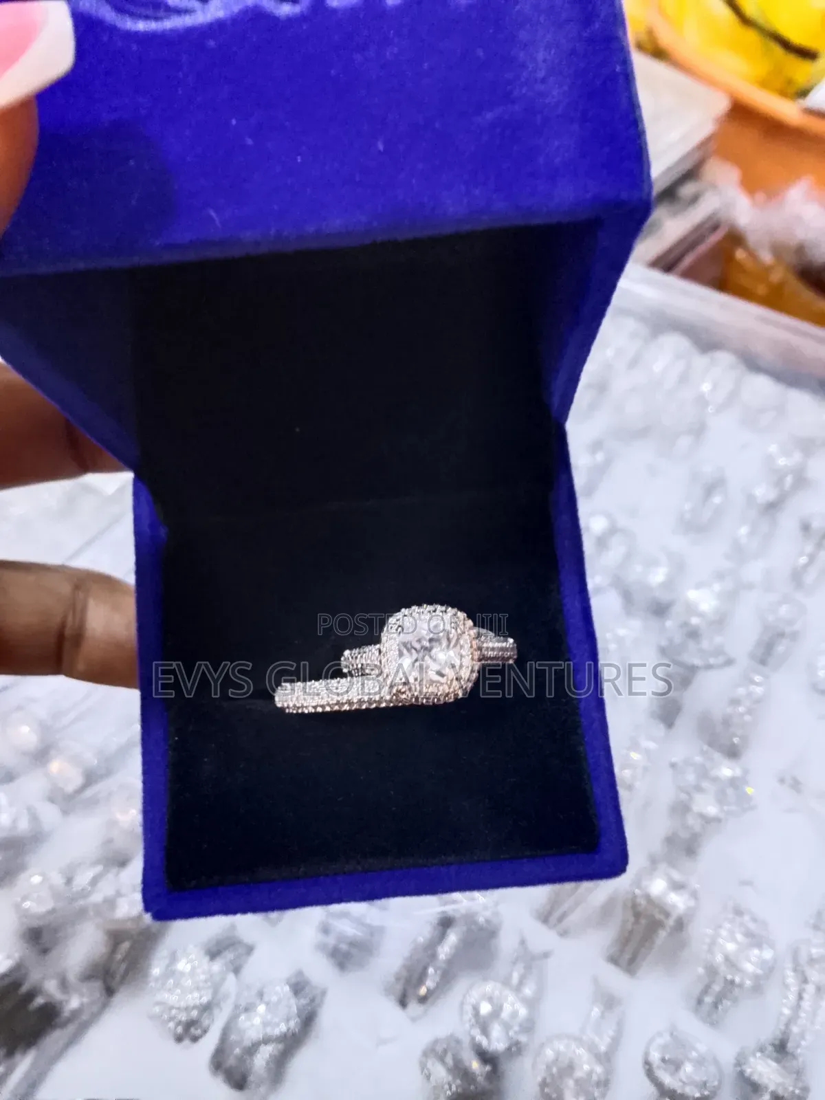 2pc Wedding Rings With Ring Box