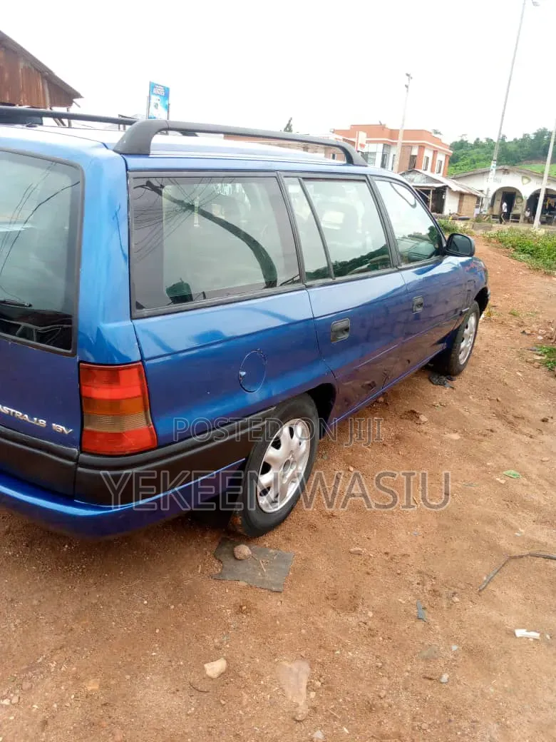 Opel Astra 2006 Blue