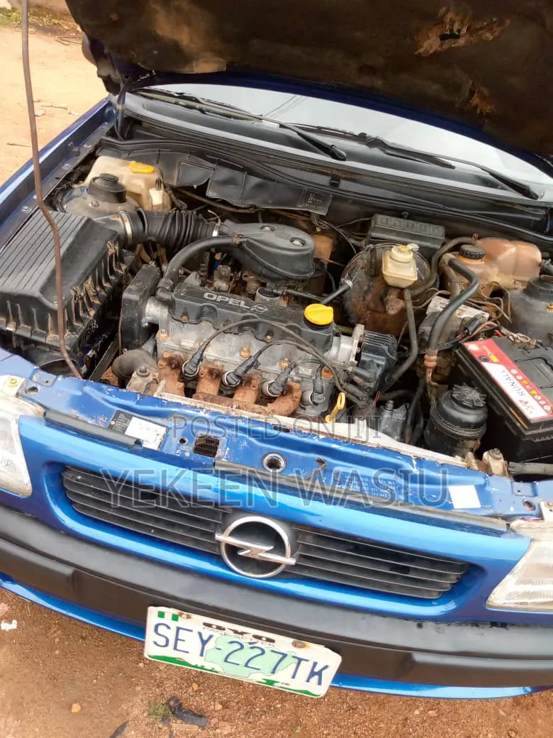 Opel Astra 2006 Blue