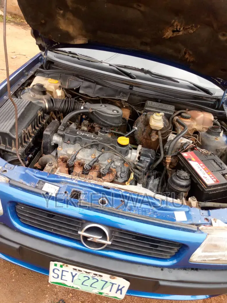 Opel Astra 2006 Blue