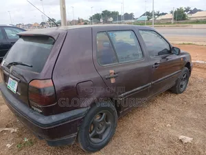 Volkswagen Golf 2003 Brown