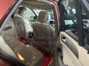 Mercedes-Benz M Class 2013 Brown