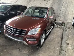 Mercedes-Benz M Class 2013 Brown
