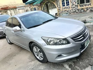 Honda Accord 2012 Silver