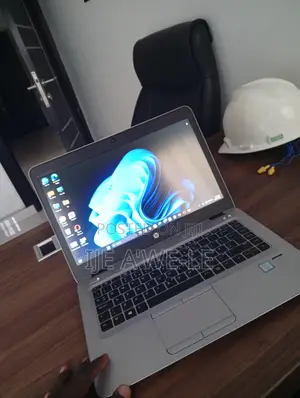 Laptop HP EliteBook 840 G3 8GB Intel Core i5 SSD 256GB