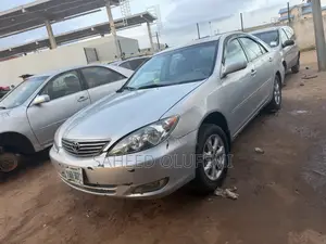 Toyota Camry 2003 Silver