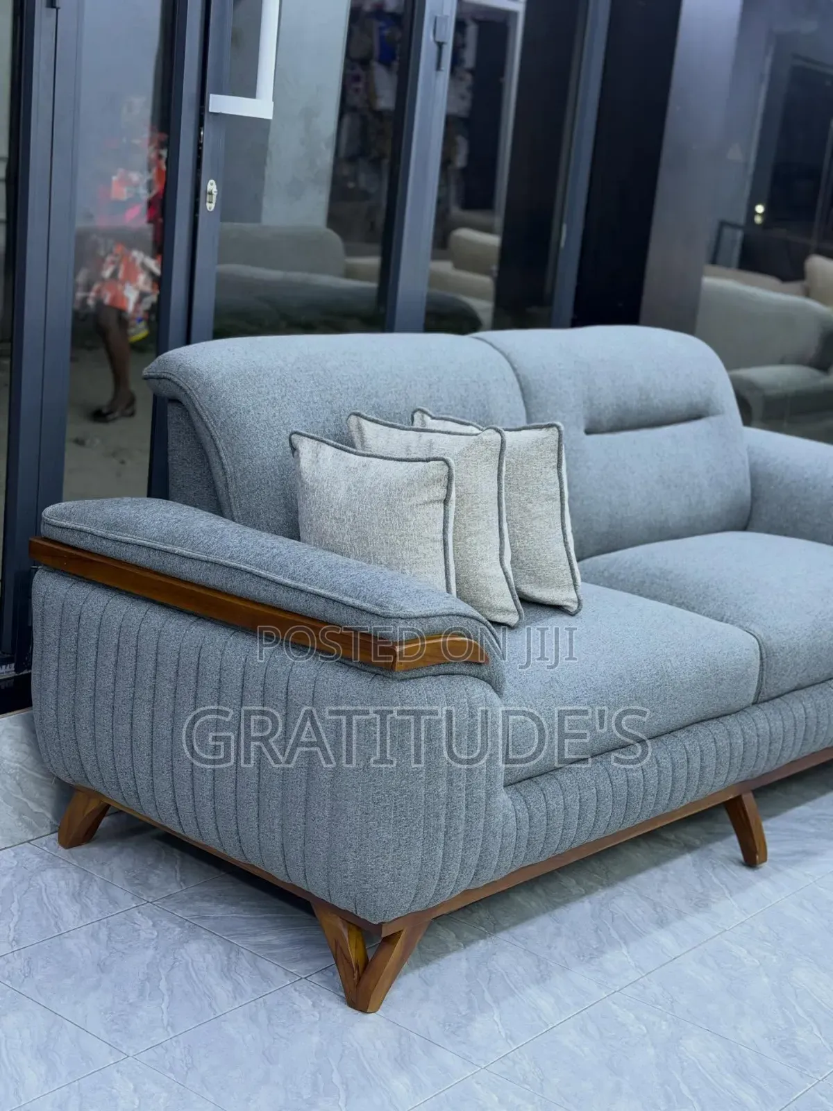 Quality 7 Seaters Sofa