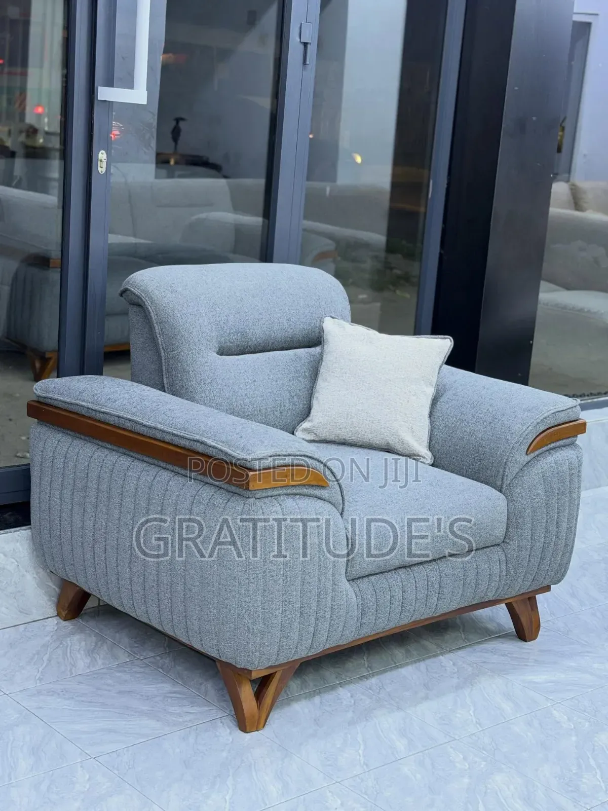 Quality 7 Seaters Sofa
