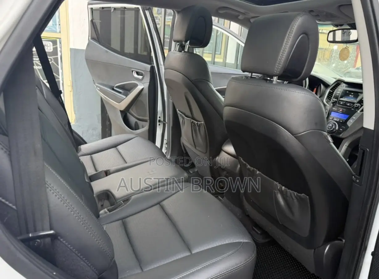 Hyundai Santa Fe 2016 White