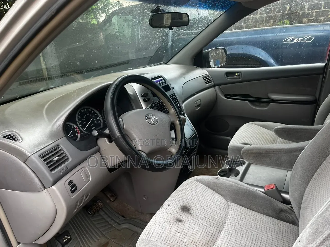 Toyota Sienna 2008