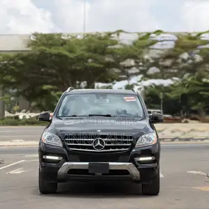 Mercedes-Benz M Class ML350 4MATIC 4dr SUV AWD (3.5L 6cyl 7A) 2015