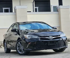 Toyota Camry 2016 Black