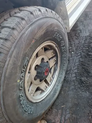 New Toyota Hilux 1997 Silver