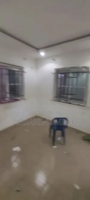 1bdrm Room & Parlour in FHA for rent