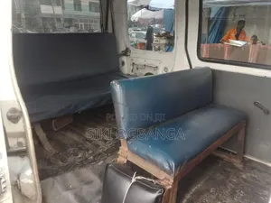 Daihatsu Hijet 2012 Blue