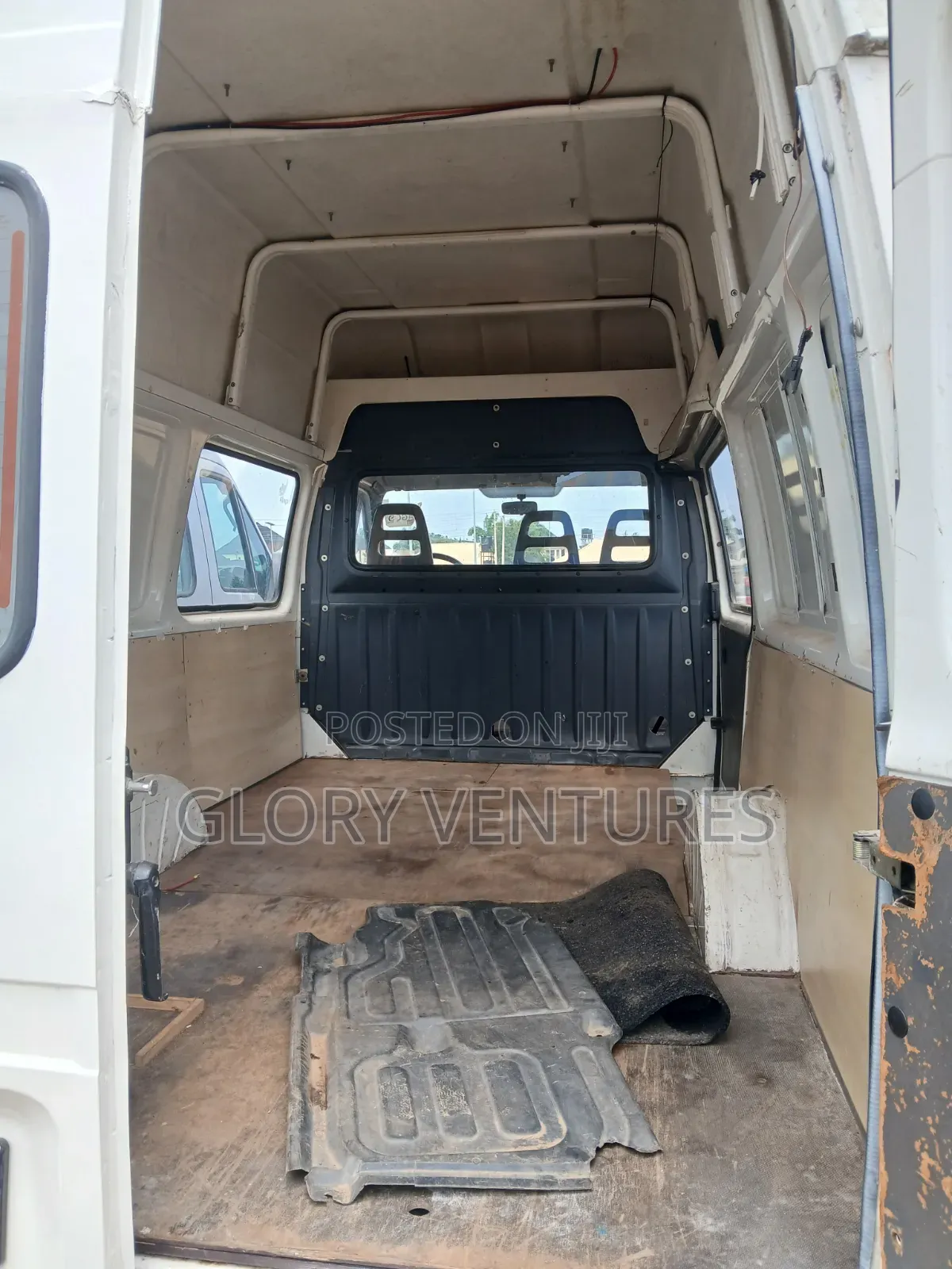 Ford Transit 2007 White