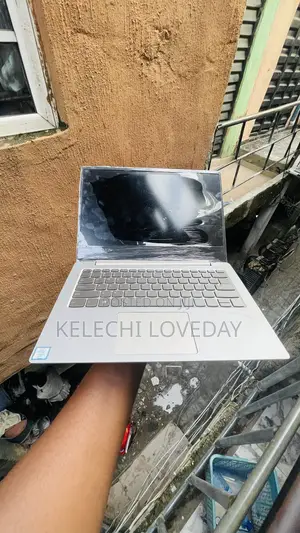 Laptop Lenovo IdeaPad 330S 16GB Intel Core i7 SSD 512GB